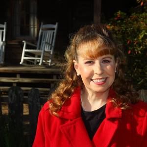 Meet your Posher, Leslie